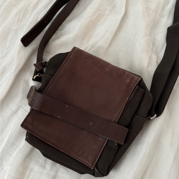 Yohji Yamamoto Y'SACCS Crossbody Leather Bag - Picture 2 of 14